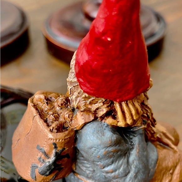 Tom Clarke Collectible Gnome - Bailey - Picture 4 of 5
